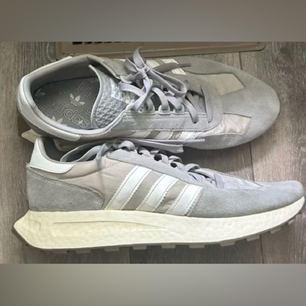 Men’s adidas shoe